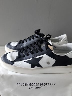 Golden Goose Black and White Star-Accent Sneakers